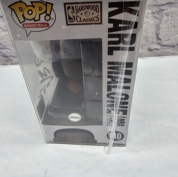 Karl Malone SIGNED FUNKO Pop #140 COA NBA All-Stars Edition Protective Case - Picture 2 of 12